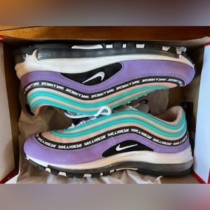 Like New - Nike Air Max 97